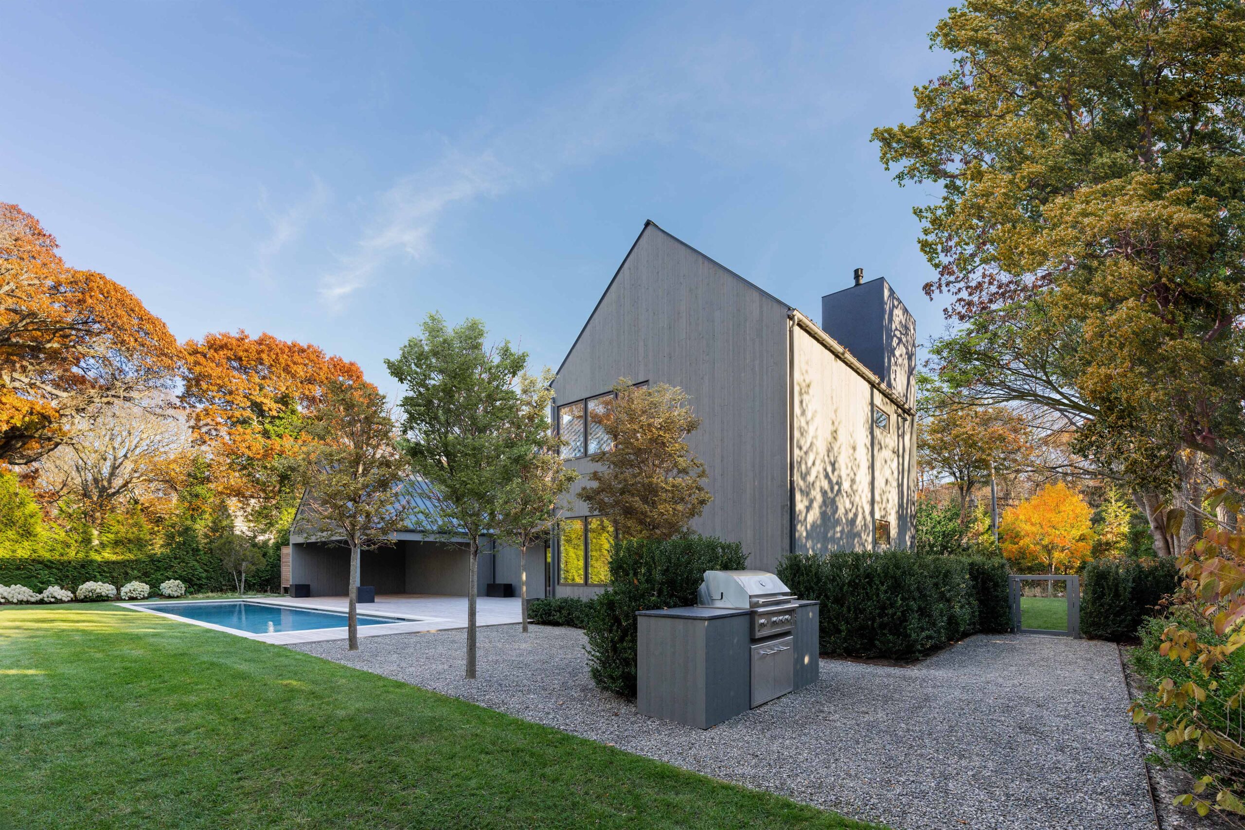 11_Rosewood_Drive_SagHarbor-Grill-WEB