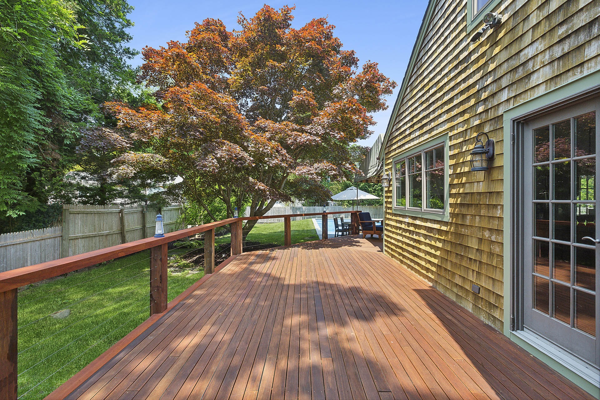 7_Cedarberry_Lane_Southampton_NY_11968_(13)-WEB