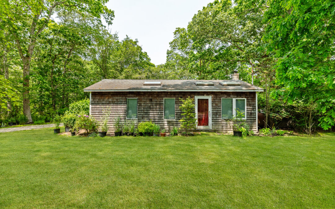 105 Marys Lane, Southampton, NY