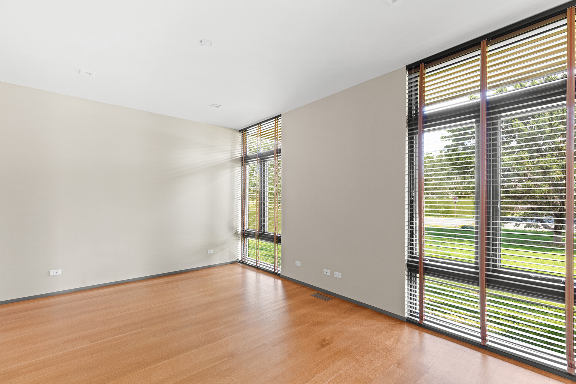 179_WestProspect_Southampton-GuestBedroom2