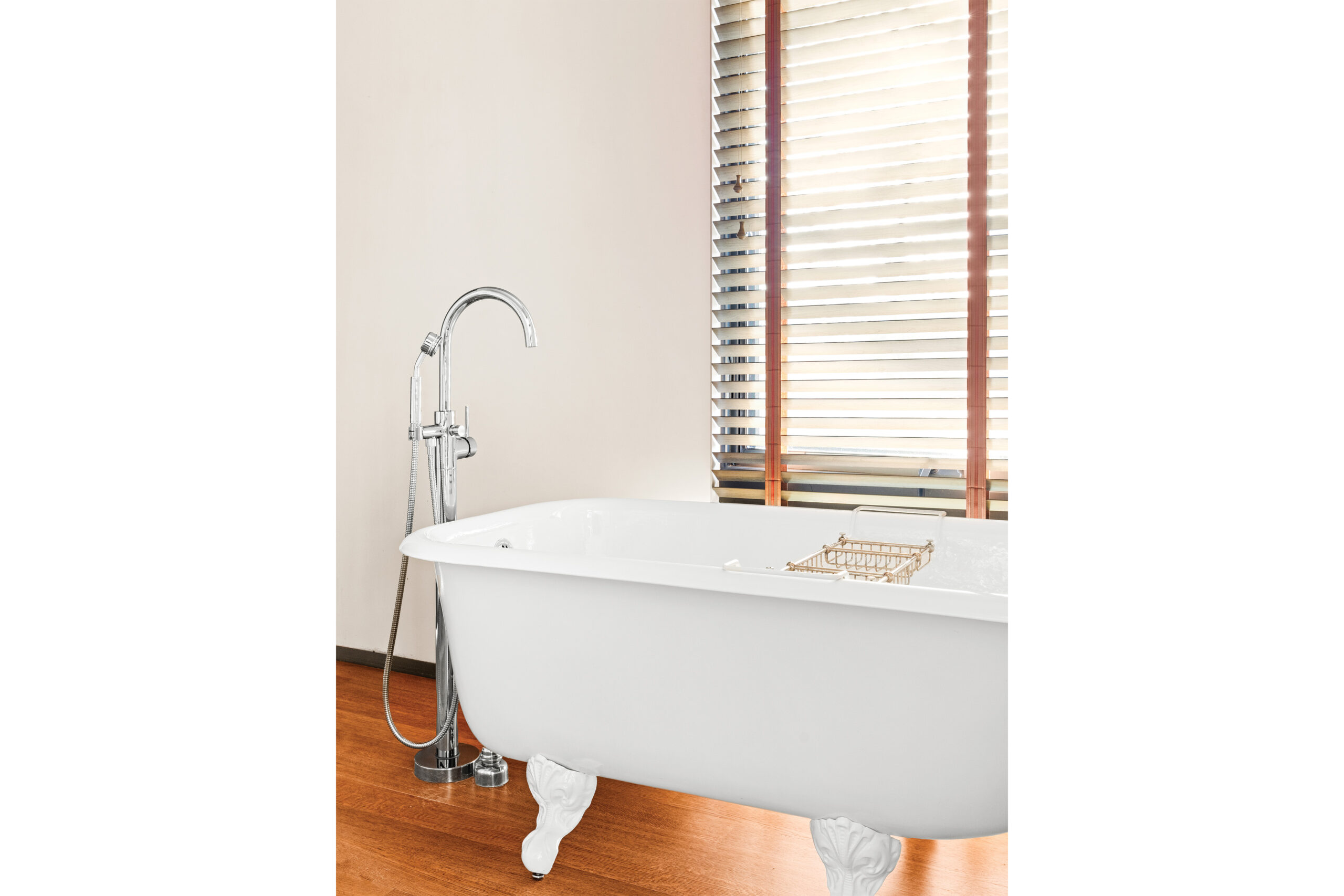 179_WestProspect_Southampton-PrimaryBath2