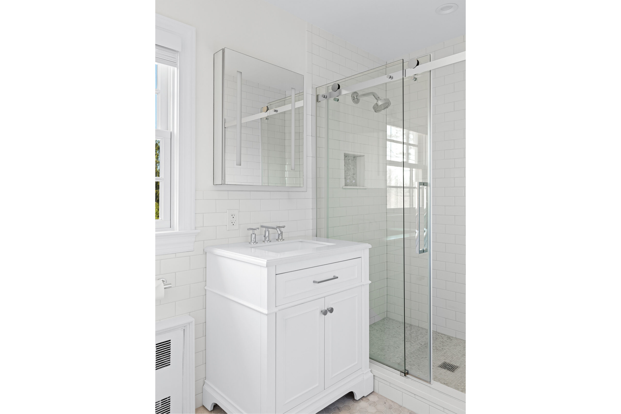 22_Aspatuck_Road_WesthamptonBeach_GuestBath