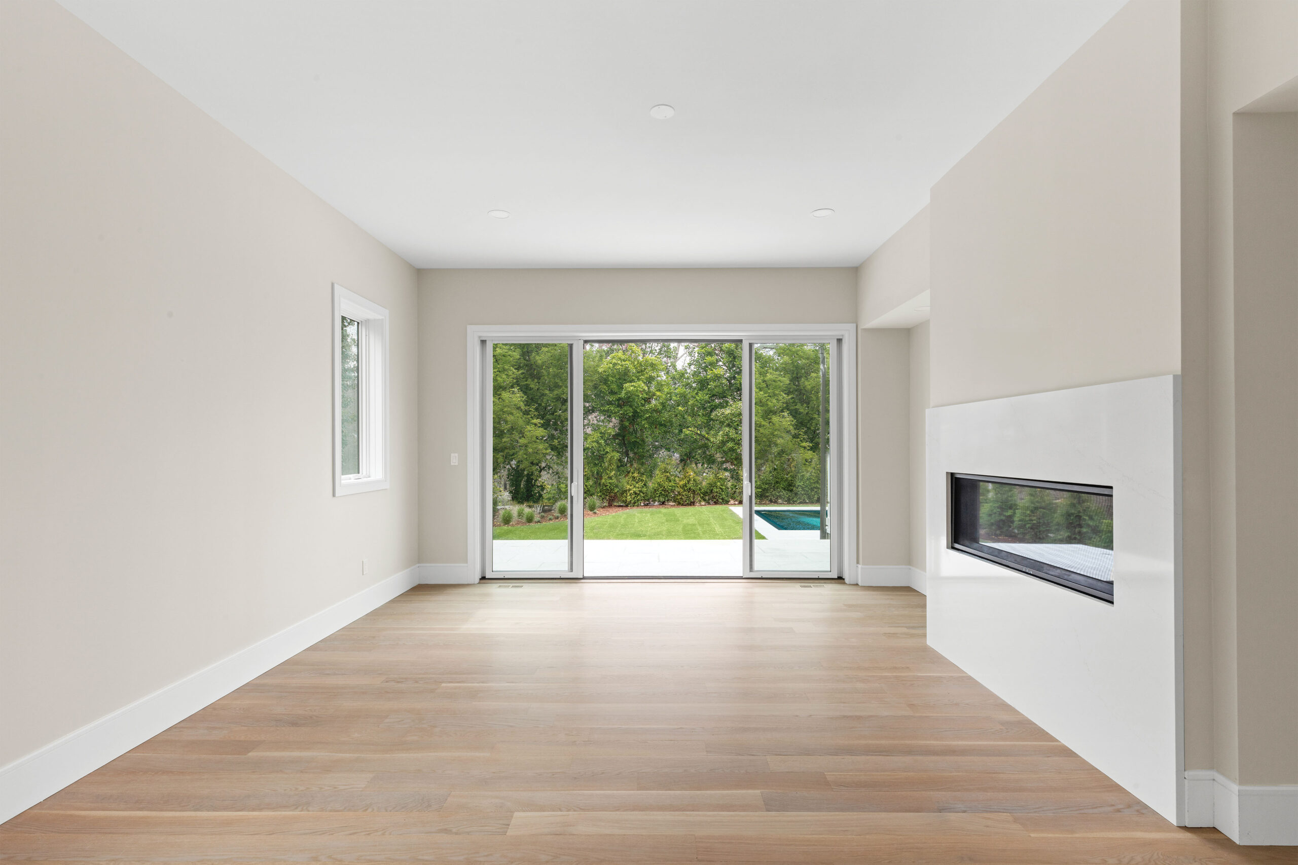 26_PineTreeRoad_Southampton_Living_WEB