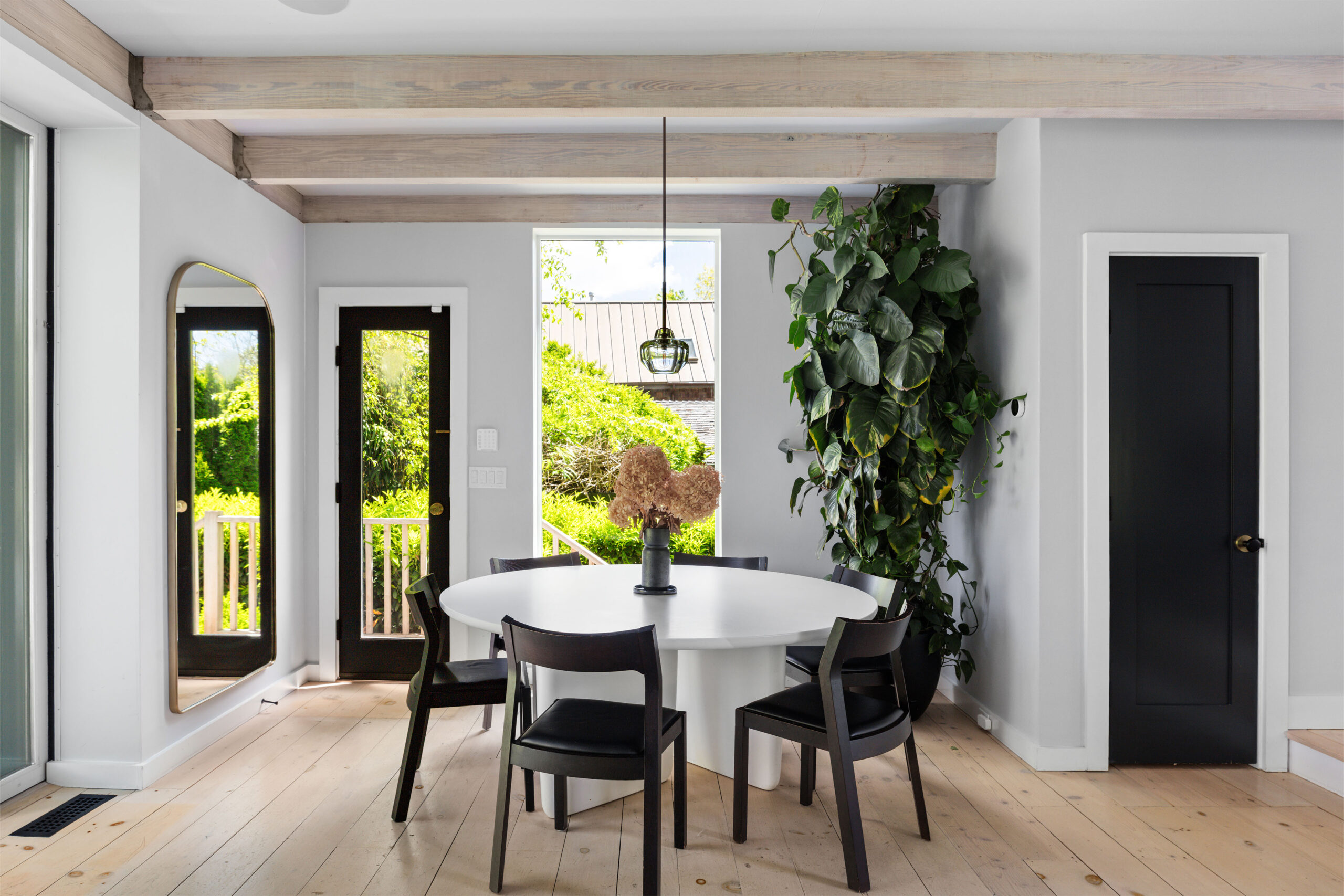132_GloverStreet_SagHarbor_Dining_WEB