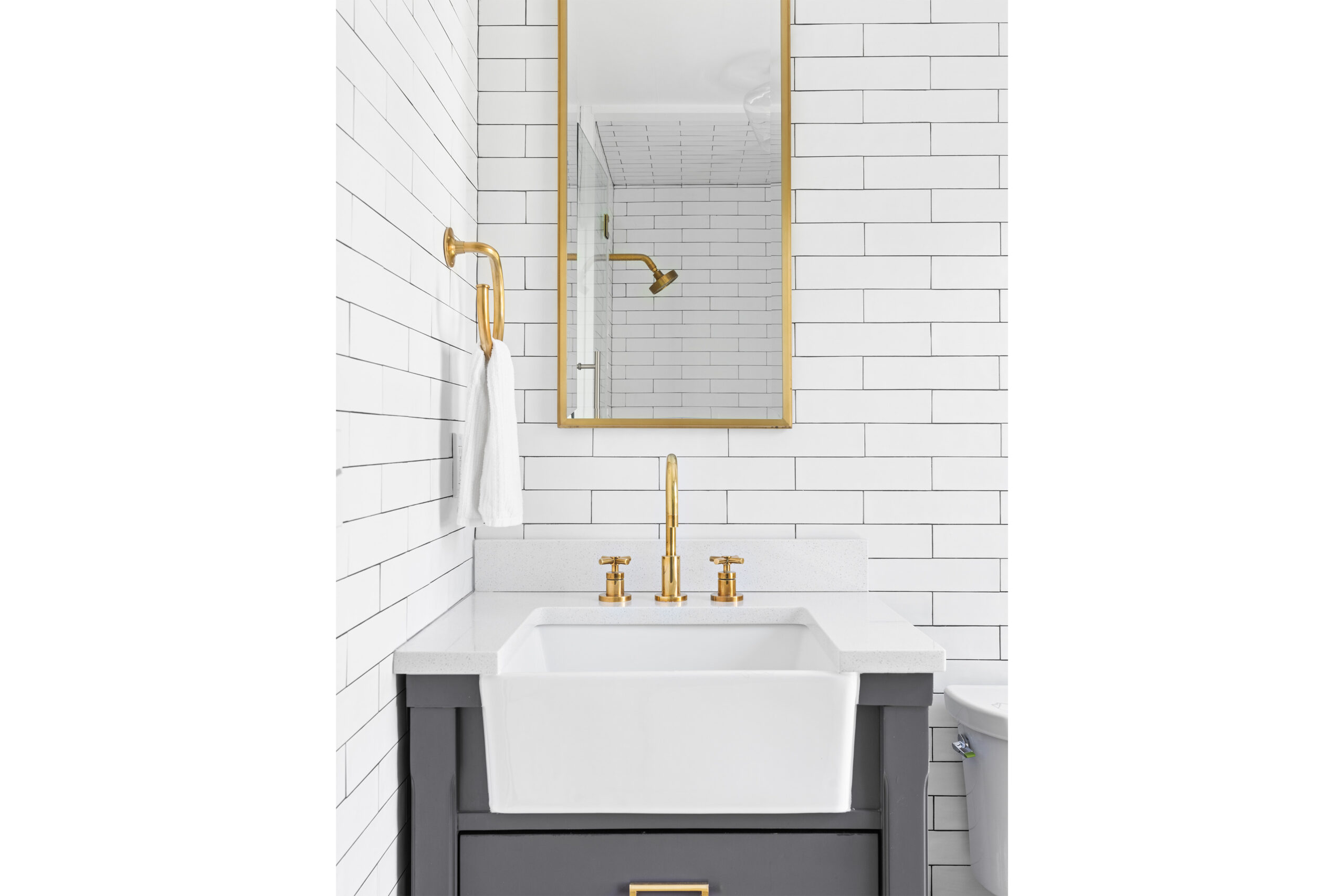 132_GloverStreet_SagHarbor_GuestBath_WEB