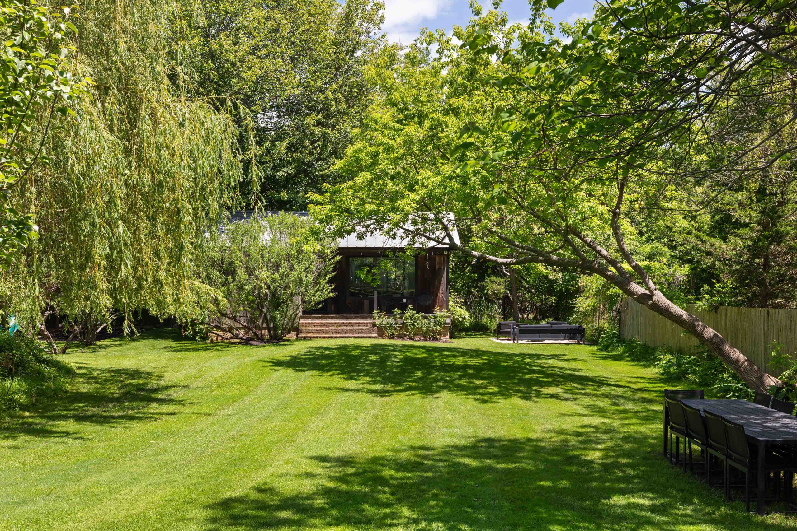 132_GloverStreet_SagHarbor_GuestCottage_WEB