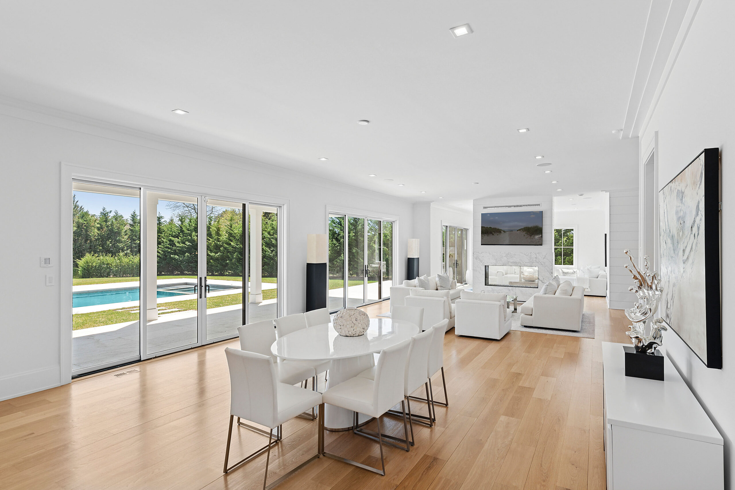 298_MontaukHighway_WaterMill_Dining_Living