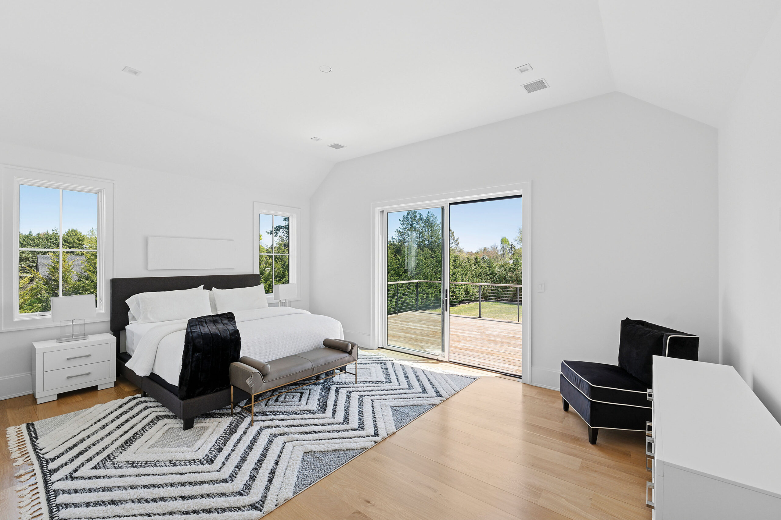 298_MontaukHighway_WaterMill_Guestbed3
