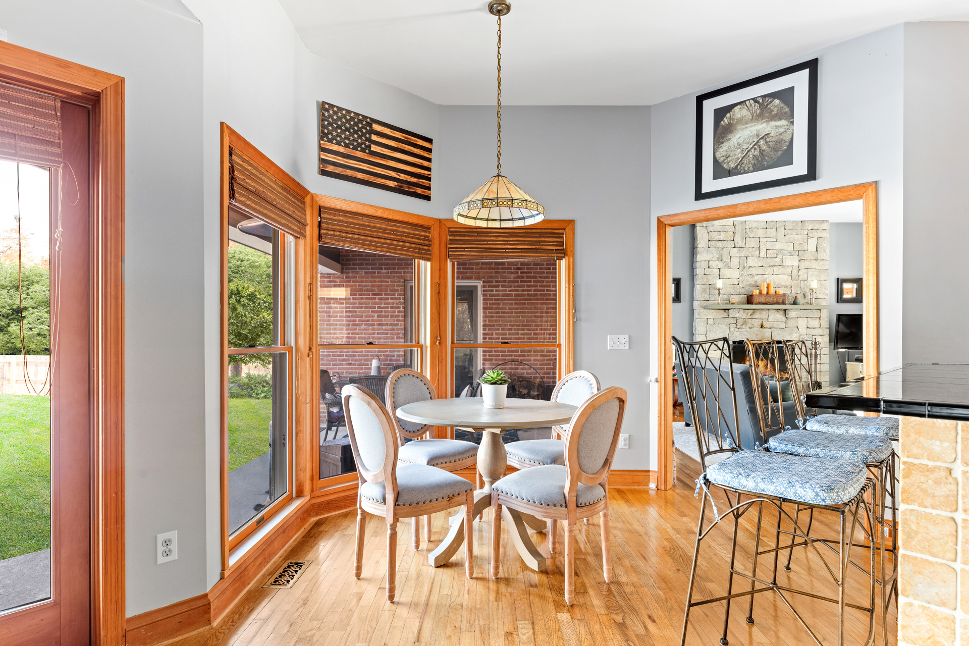 7-2_SunsetRoad_SagHarbor-BreakfastNook-WEB