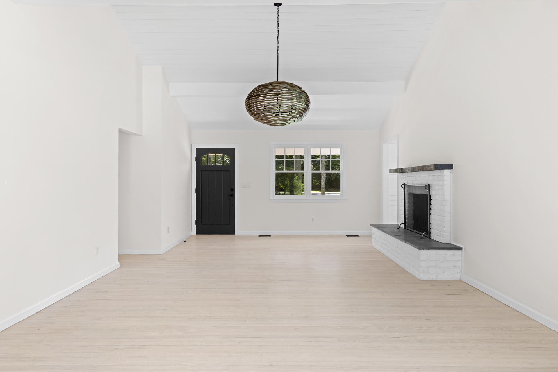 436_ScuttleHoleRoad_WaterMill-LivingRoom2-WEB
