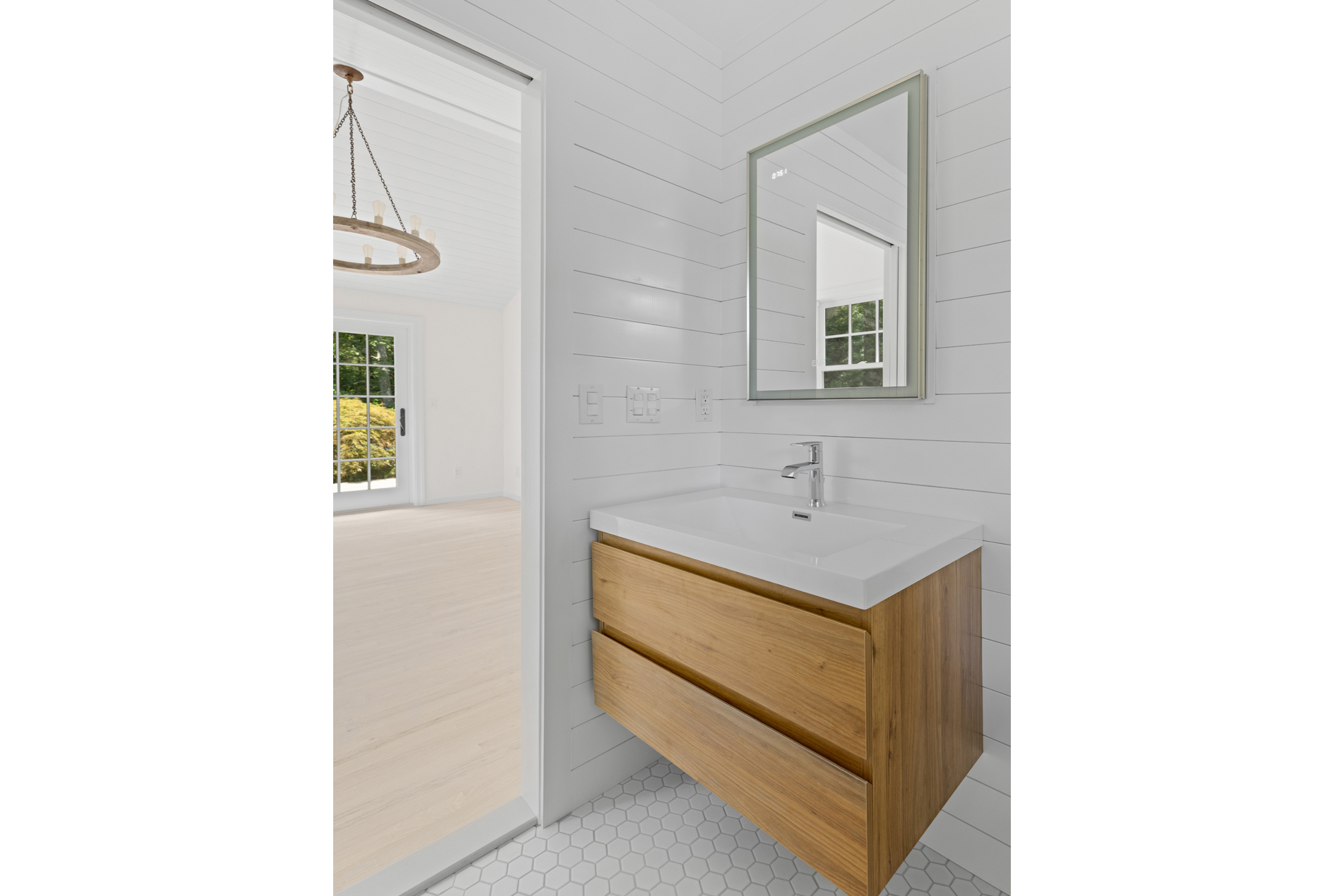436_ScuttleHoleRoad_WaterMill-PrimaryBath-WEB