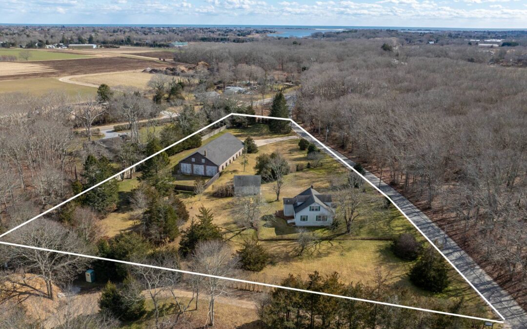 53 Narrow Lane, Water Mill, NY