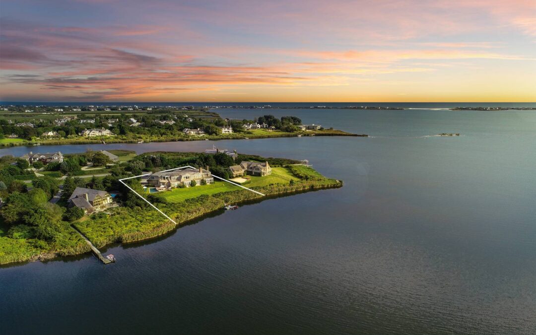 124 Brennans Moor, Water Mill, NY