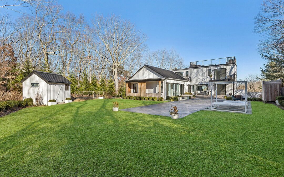 33 Oyster Pond Lane, East Hampton, NY
